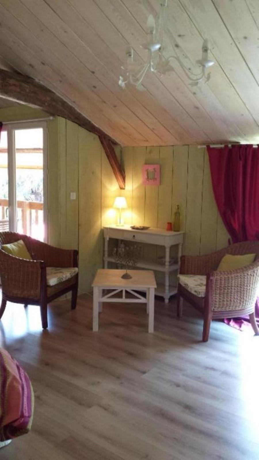 Ferienhaus De La Ouedolle Sengouagnet